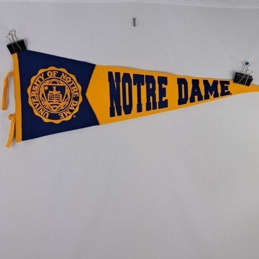Vintage 1950's University of Notre Dame full size felt collegiate pennant
